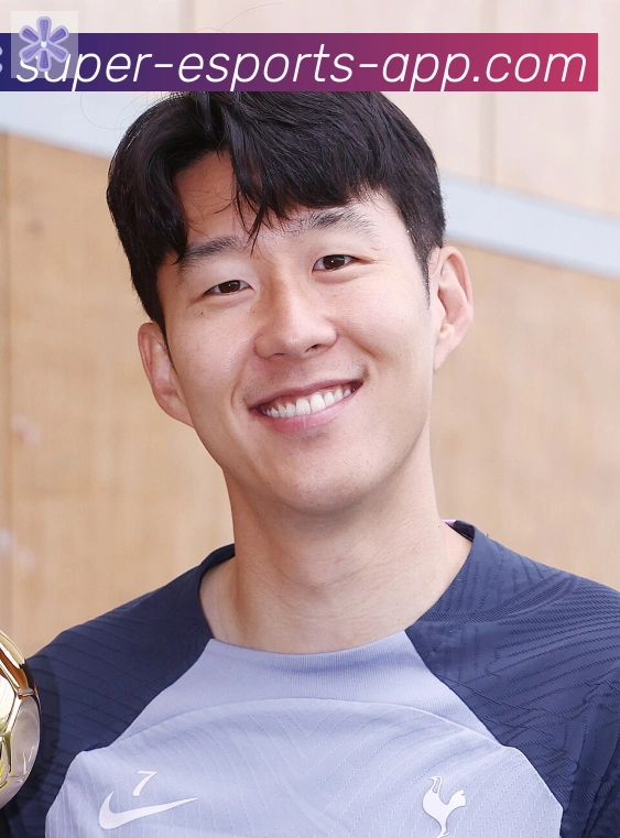 劳塔罗·马丁内斯